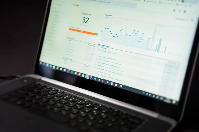 Green Charts, Leaving Users: When Your Metrics Are Lying to Your Face